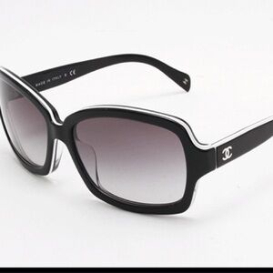 Chanel 5143 Top Black White Black sunglasses
